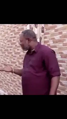 « oza nani ? » 😹😹😹😹😹 #pourtoi #foryou #fypツ #congolaise🇨🇩 #kinshasa🇨🇩 #243congolais🇨🇩 #videodrole #brouillon #congolesetiktok #viralvideo #devinelapersonne #viralvideo 