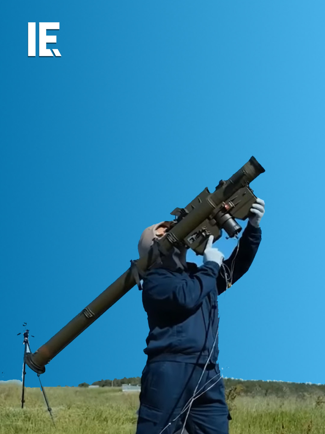 The rise in shoulder-mounted anti-missile systems is a key feature of modern warfare. The Roccketsan Sugur system claims it has the longest range in its class. #antimissile  #modernwarfare  #rocketsan