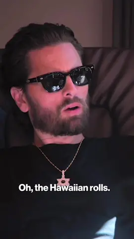 Not only did #thekardashians star #scottdisick ‘s bad back contribute to his prior weight gain, but so did his love for Hawaiian rolls and ginger ale. #khloekardashian #krisjenner 