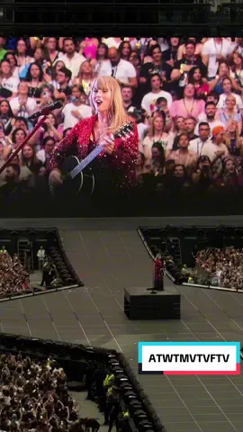 All Too Well (10 minutes version) [Taylor's Version] [From The Vault] - Madrid N1 & N2 @Taylor Swift @Taylor Nation  #taylorswift #taylornation #TSTheErasTour #madridtstheerastour #redtaylorsversion #atwtmvtvftv 
