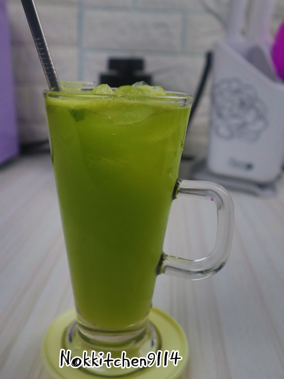 Dikasih sakit 3 minggu sampai gak nafsu makan bolak balik beli makanan diluar ternyata jus ini yang balikin mood makan aku#jussehat #greenjuice #jusbuahsayur