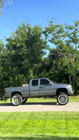 no mo lean bean. #fyp #gmt800 #squattedtrucks🤢  