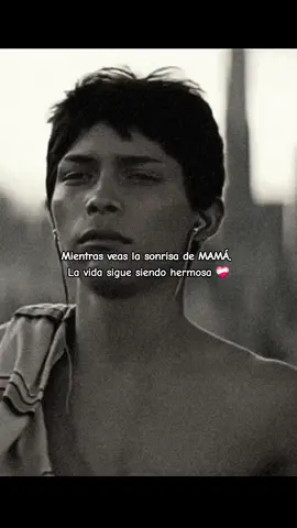 con ella no hace falta nada 🥹🥹🥹🥹 #paramama👑💖 #sigueme_para_mas_videos_asi #meta50k🥺❤ #underside821😎🔥 #videomasviral #fraseschidas #sangredebarrio821 