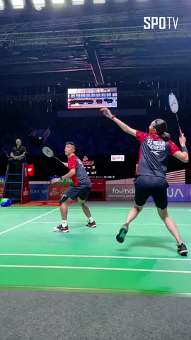 #BWF 🏸 - Perjuangan Dejan/Gloria harus terhenti di Quarter Final #IndonesiaOpen2024. Tetap semangat, masih bisa lebih baik lagi! 💪 Follow kami untuk konten Badminton lainnya! 📲🏸 #SPOTV #SPOTVIndonesia #BWFWorldTour 