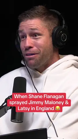 “WARNIE, WARNIE… IT’S JIMMY MALONEY” 😂 Latsy shares the very funny story of the Sharks plane ride to England for the 2017 World Club Challenge and the task he was set from then coach Shane Flanagan 🍷 🍻 🍸  Episode 2 of Journeymen available now on all podcast platforms and on YouTube! Link in bio 👆#nrl #footy #rugbyleague #fyp #foryoupage #origin  