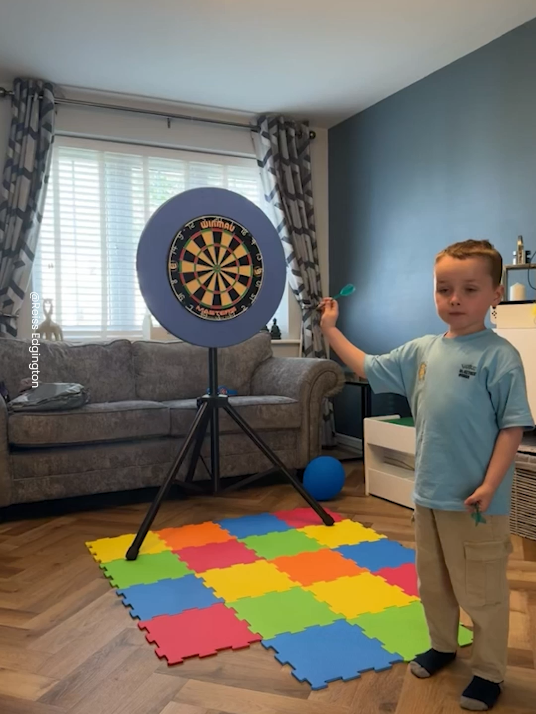 He's The Next Darts Superstar! 🎯👏🏼 #kid #kids #superstar #talent #dart #darts #dartboard #youngster #littleboy #fyp #viral