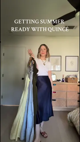 When @onequince reached out asking me to style three pieces for summer I squealed with delight. I’m such a huge fan of their brand and have been rocking it for years now. I picked three dresses because DUH! Which one is your fave? And bonus - you can get 10% off your first purchase with code INFG-JESSICAPELTZMAN10 or by shopping the link in my bio. #quincepartner 