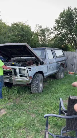 Our Vintage Bronco needs some serious help .. #creatorsearchinsights #vintagebronco #ford 