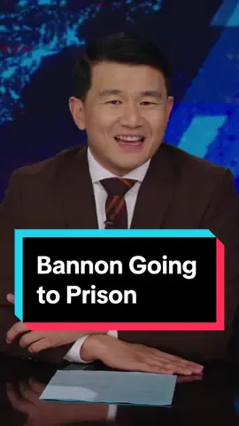 Prayers up for the prison guards doing the strip search on Steve Bannon #DailyShow #SteveBannon #Jan6 #Jail @Ronny Chieng 