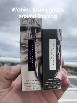 Happy friday people hope you all have a lovley weekend… will you find any of our goodie bags? We hide cash and luxury items follow us to be in with a chance! #diorbeauty #fentybeauty #maccosmetics #hudabeauty #nars #esteelauder #luxurywatches #tiffany #londoncity #england🇬🇧 