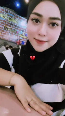 🥵😋🤣😂🥸🤪💩