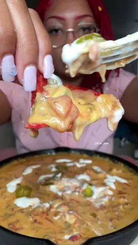 I haven’t had rotel dip 🫕 in a long time 😋 rotel dip recipe: 2 cans of Hot Rotel or Original, one small roll of jimmy dean sausage, the small block of velveeta and then this time I added a few slices of pepper jack cheese. Topped it off with jalapeños and sour cream @Doritos @VELVEETA @Jimmy Dean #fypツ #rotel #asmr #mukbang #mukbangasmr #fyp #rotelmukbang #rotelrecipe #notalkingmukbang #crunchy 