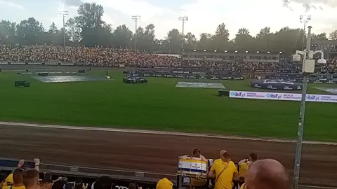 💛🤍💙