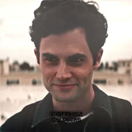 Notice anything? #fyp #foryou #viral #foryoupage #joegoldberg #YOUNetflix #YOU #LoveQuinn #YouEdit #joegoldbergedit #PennBadgley 