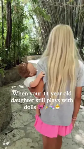Stay this way forever baby girl 🥹🌸🎀 #girlmom #daughter #tweening 