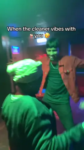 Aunty ji can dance styll #fyp #clubbing #tamilsociety #tamiltiktok #uk #viral #trending #tamilcomedy #mallu #browntiktok #tamiltok 