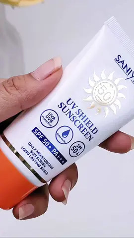 Daily sunscreen SPF 50+ PA+++ yang bagus buat melindungi kulit kalian dari sinar matahari nih bestie ☀️🏖💖 #sunscreen #sunscreenviral #sunscreenreview #skincare #makeup #saniye #fyp 
