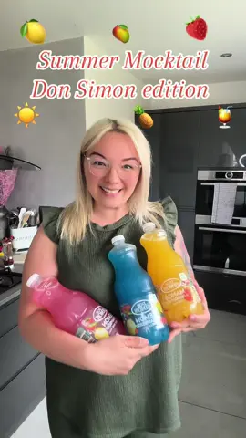 Ahh Don Simon sent me some drinks so lets create some mocktails! Last one is my fav! 🎉🍹  #mocktail #mocktailrecipe #easymocktails #donsimon #summerdrink #summermocktail #applejuice #orangejuice #cranberryjuice #syrup #mocktails #summermocktails @The Don 