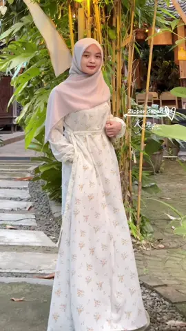 Motif limited edition cuma ada 144pcs aja 4 warna 😭 - Zhafira dress bisa 2 look, free tali pinggang bisa lepas pasang😍 detail produk klik keranjang kuning. #gamismotifbunga #gamissimpleelegan #hulyadress #gamistalipinggang #gamisbusuifriendly #gamis #otdhijabstyle