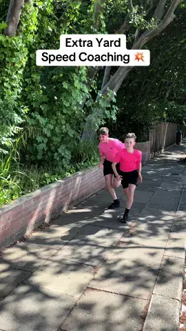 Redcar Town U14’s Blue up and out early this morning for a hill rep session as part of their pre season football training 💥 #speedcoach #hartlepool #football #sprinting #runningtraining #fastersprinttimes #TheExtraYard #northeastfootball 