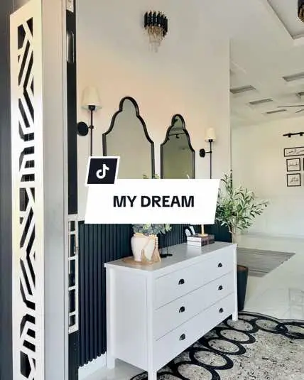 Setiap orang ada keinginan & impian masing-masing. Impian ekin sekarang tak de benda lain. Hanya nak tenang-tenang kat rumah je. Duduk rumah sambil fikir nak deco apa pulak nanti 😂🤣 itulah impian menghabiskan duit 😅🤪  #decorumahmalaysia #rumahsederhana #decosimple #decorumahputih #rumahputihabuabu 