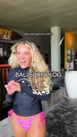 Come surfing with me on seminyak beach in bali with @Camp Bali 🐢 #bali #traveltiktok #traveltrend #travelling #baddiewithabackpack #millieonthemove #lgbt #lesbian #gay #girl #uk #campbali #travel 