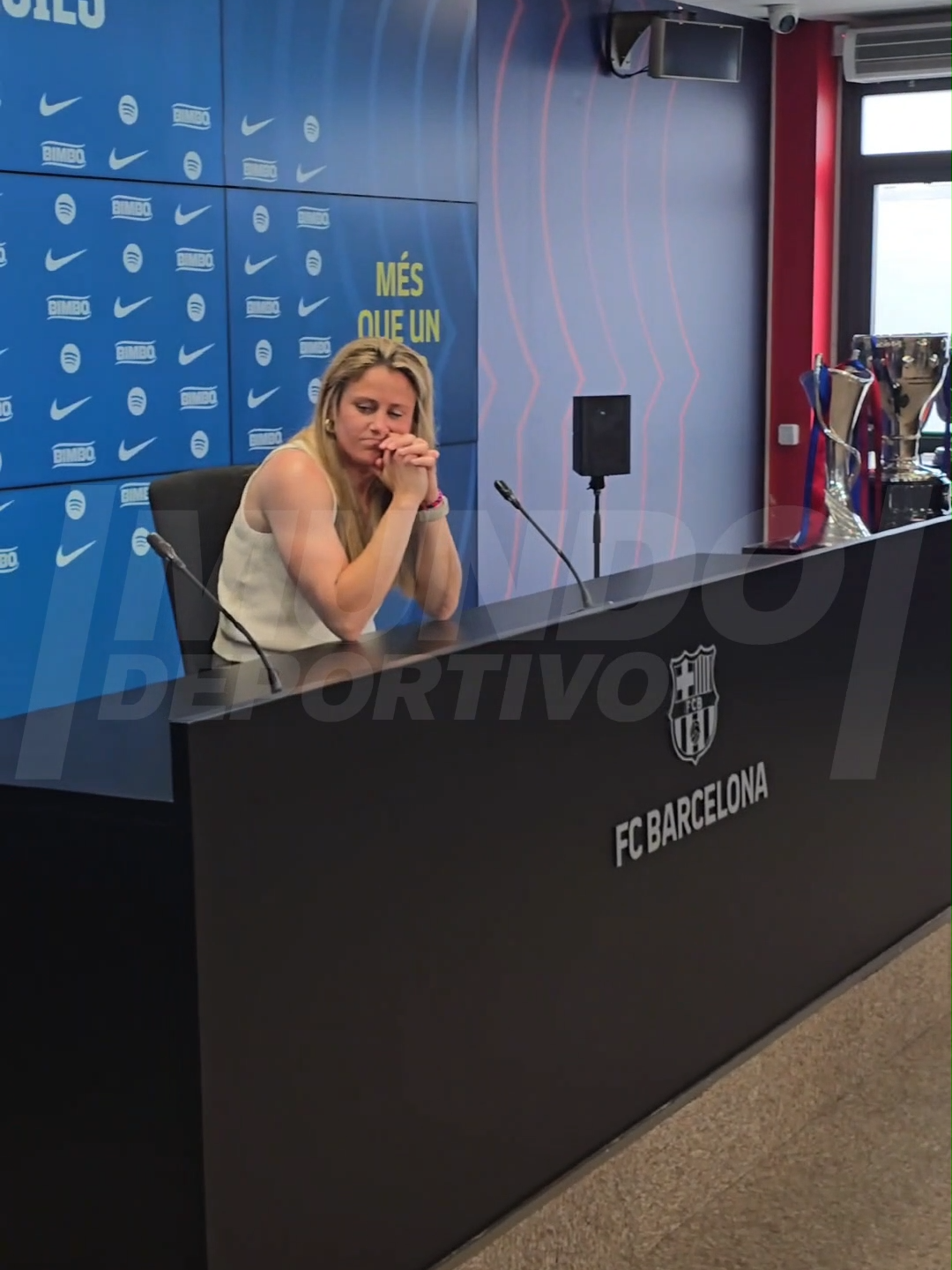 ❤️‍🩹 Aplausos a Sandra Paños en su rueda de prensa de despedida del Barça