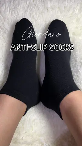 Link in my bio #antislipsocks#socks#medyas#blacksocks#fyp 