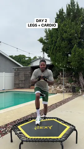 LEGS + CARDIO 10MIN WORKOUT #Fitness #rebounding #trampoline #homeworkout #workout 