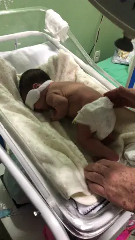 RN de 37 semanas 2 dias 😂❤️ mamae aqui não vai poder vacilar nao . #rn #f #nenemtiktok #bebesespertos #viral #fy #reflexos #maedemenino 