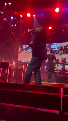 Njelic performs “Eningi” at Kabza De Small's Red Bull Symphonic Orchestra.