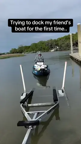 Trying to dock my friend’s boat for the first time.. #Pubity (Fishcharleston, ckrugerr via Bviral)