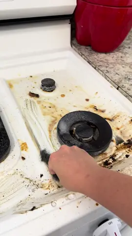 Cleaning the oven #fyp #sahm #cooktok 