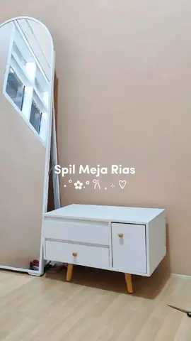 Membalas @tasyaoktpni2beli disini ya #mejariasaesthetic #mejariasminimalis #mejarias #mejarias #kamarlesehan #makeoverkamar #kamaraesthetic #lucu #meja #mejamakeup 