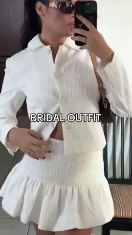 Me 🤝🏼 white outfit #OOTD #brideoutfit #bridaloutfit #whiteoutfit 