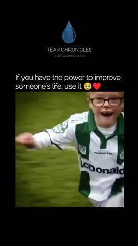 The best thing you will see today ♥️ #downsyndrome #kindness #special #moment #altruism #power #hearttouching #heartwarming #emotional #wholesome 