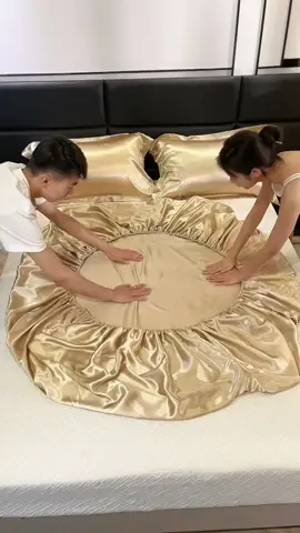 #ad #uk llove white bedding so much#bedding #whitebedding #newbedding#newbeddingset #hotelbedding#pintuckbedding #obsessed#TikTokMadeMeBuylt #Love #bedroom#hotelvibes #bedroommakeover#bedroomgoals #springsale #offers#fyp #foryoupage #viral #viralvideo#lceshreds 