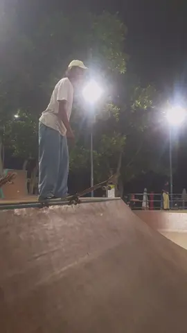 Night Vibes#skateboard #skateparkkuta #kuta #bali #fyp #kutabeach #skatepark