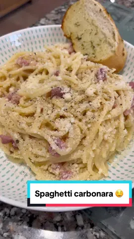 I dont know why I havent cooked this before, it was so easy and tasty 🤤  #fyp #viralvideo #viraltiktokvideo #viral #foryoupage #food #FoodTok #foodtiktok #yummyfood #homecooking #mealideas #recipes #recipesoftiktok #Recipe #carbonara #spaghetti #spaghetticarbonara #midweekmeals #easymeal 