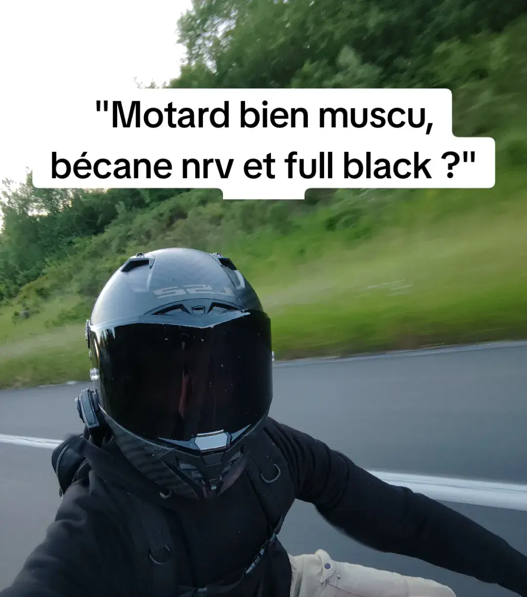 IG : sleehwon_ #moto #biker #fyp #humour #pourtoi 