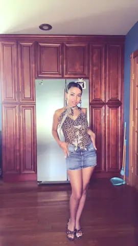 I love cheetah print🐆 #fyp #fypage #girly #makeup #fashion #OOTD #outfitinspo 