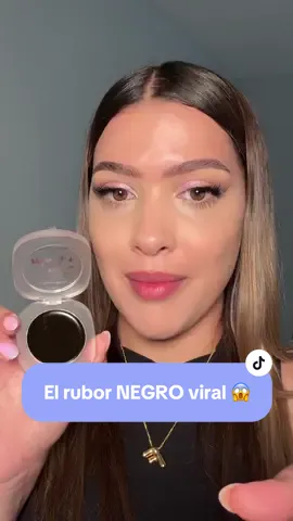 Ya entiendo porque es viral.. Que clase de magia es esta? 🤯 @BossUpCosmetics ✨ #blushhack #blackblush #creamblush #colorchanging #colorchangingblush #viralmakeup #phchangingblush #phchanging  