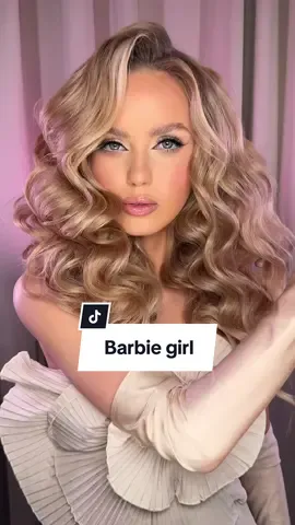Metamorfoza boskiej Wiki 💕 #szkoleniemakijazu #wizazystka #makeup #makeuptransformation #hairstyle 