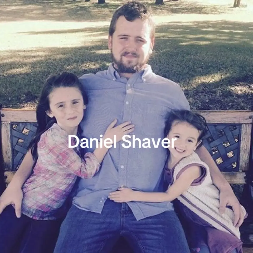 Daniel Leetin Shaver grew up in Nashville, Tennessee, and graduated from Hillwood High School in 2007. He lived in Granbury, Texas, with his wife and two daughters. Shaver was employed as a pest control specialist,  Philip Mitchell Brailsford, like Daniel Shaver, was 26 years old at the time of the shooting. He had been employed with the Mesa Police Department since 2013 According to a police report, Shaver had been staying at a Mesa La Quinta Inn & Suites on business.He invited two acquaintances, Monique Portillo and Luis Nuñez, to his room for drinks.  There he showed them a scoped air rifle he was using to exterminate birds inside grocery stores. At one point, the gun was pointed outside his fifth-floor window, prompting a witness to notify the hotel receptionist. Following this, the police were immediately called by an employee at the hotel. Nuñez left the hotel room shortly before six police officers arrived at about 9:20 p.m Police then telephoned Shaver's room and again ordered the occupants to step outside. Shaver and Portillo then walked into the hotel corridor, where Langley gave them orders for several minutes  Langley then ordered Shaver, who was lying prone at Langley's request, to cross his legs. Moments later, he ordered Shaver to push himself 