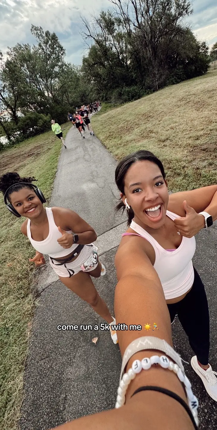a little extra running never hurt anyone i guess #5k #run #runner #Running #brooksrunning #lululemon @lululemon @Brooks Running @Kate Somerville Skincare @SKIN1004 Official @The Ordinary @Revolution Cooking @Xander @haileebrigman 