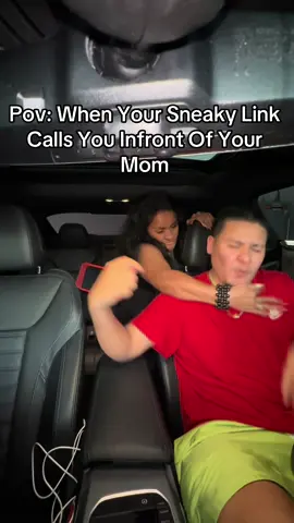 Why she put me in a full nelson 😭 #fyp #prank #mother #viral #caught #cheating #sneakylink #spanish #gf #comedy 