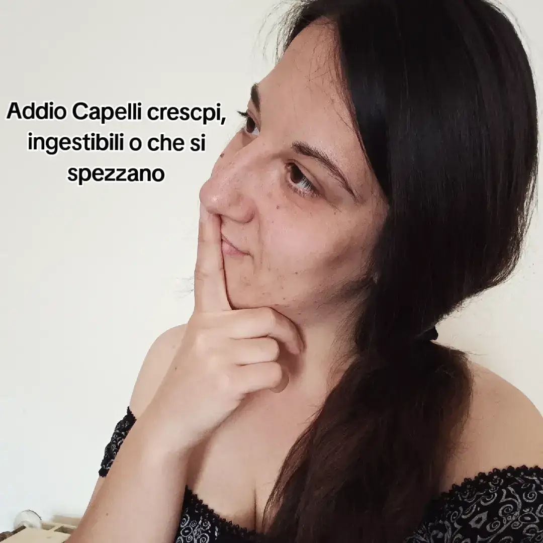 Per una chioma sana e bella o, come nel mio caso , per dire addio a capelli ribelli e che si spezzano. Seguimi per altri consigli e per avere anche tu il tuo Glow Up Capillare// @laura.lolaarmenti #trasformazionecapelli #curacapelli #capellilunghi #consiglicapelli #hairtransformation #crescitacapelli #capellirovinati #capellidanneggiati 