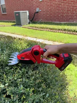 Grass Shears, 2-in-1 Mini Hedge Trimmer Cordless, Handheld Grass Trimmer Cordless, Electric Bush Trimmer Cordless, 1 Battery and Charger Included#gardentrimmer#lightweightproducts#foryoupage❤️❤️#usefulproducts #tiktokshop#highlyrecommended#hurryupguys😊 