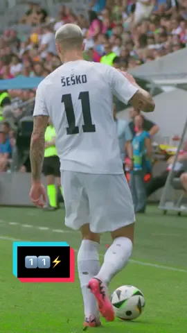 Šeško is HIM🤩⚡️ #slovenia #SrceBije #gremoslovenci #EURO2024 #sesko @benjamin sesko 