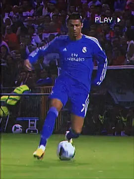Ronaldo dribbling 🤩 #fyp #cristianoronaldo #foryoupage #ronaldo #football 